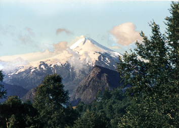 Volcan Valdivia, un de los volcanes en actividades en Chile.